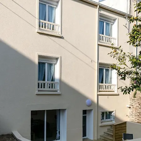 L'étoile Spacieuse Avec Sdb Privative Espaces Partagés Cuisine Salon Et Terrasse
